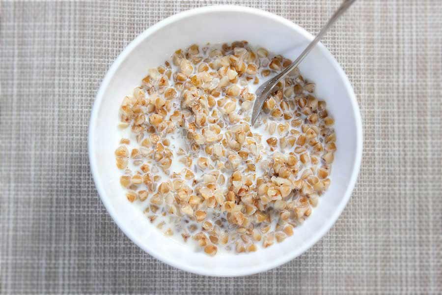 How to cook buckwheat cereal for breakfast